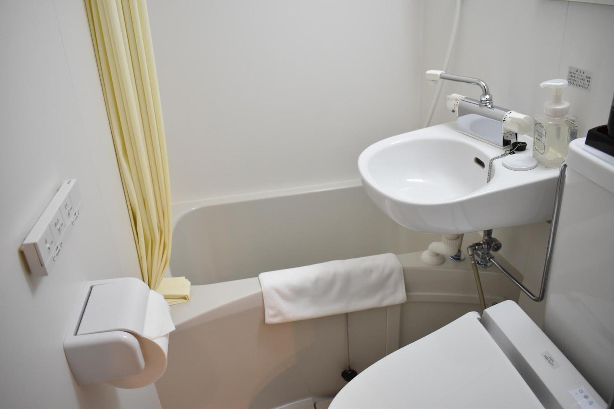 Shinsaibashi House Hotel Osaka Værelse billede