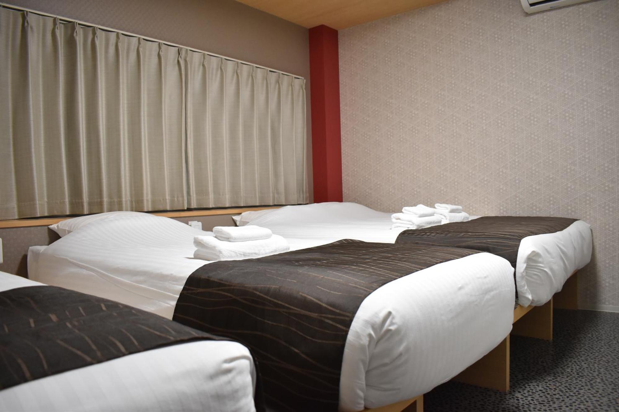 Shinsaibashi House Hotel Osaka Værelse billede