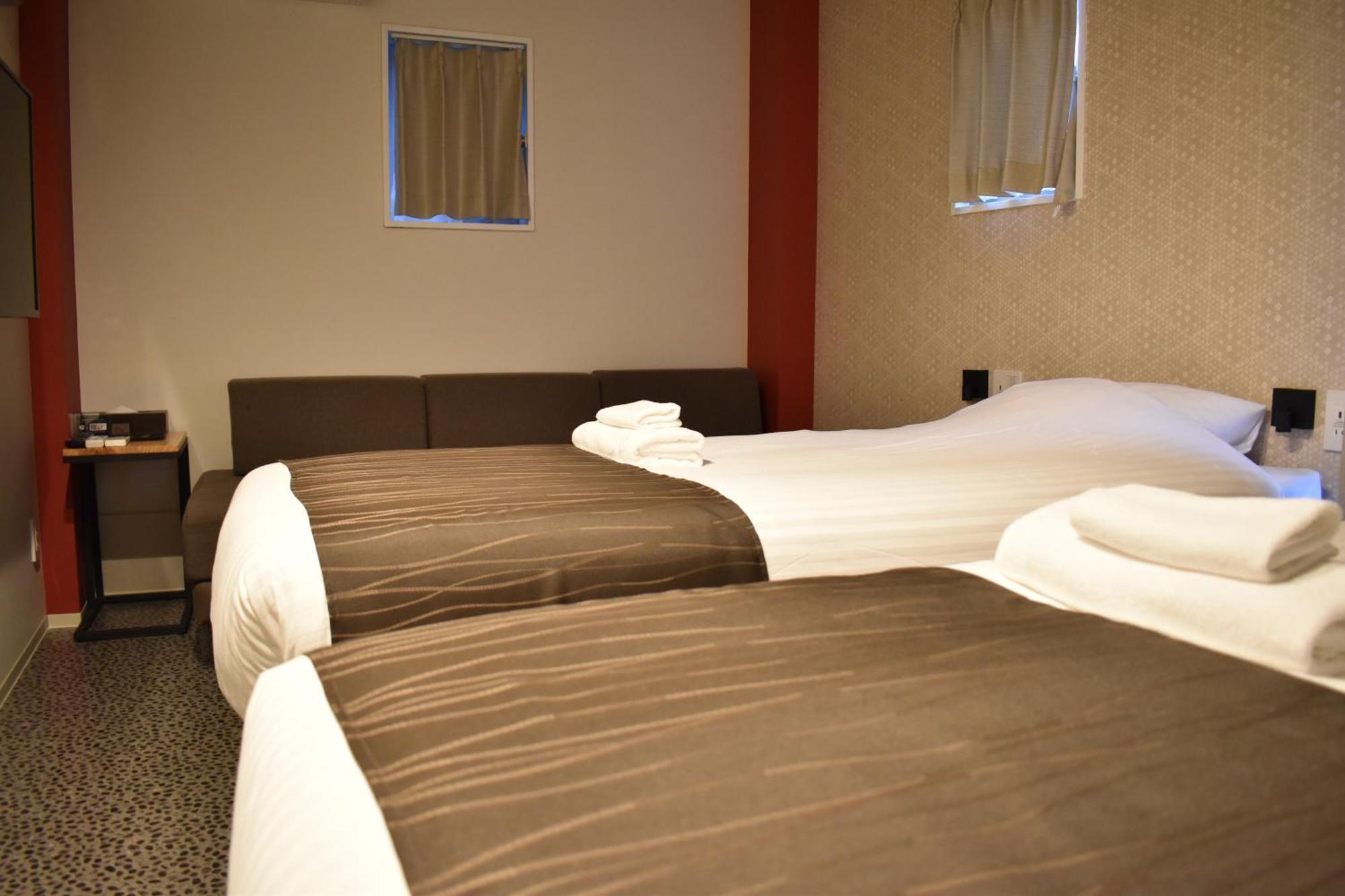 Shinsaibashi House Hotel Osaka Værelse billede