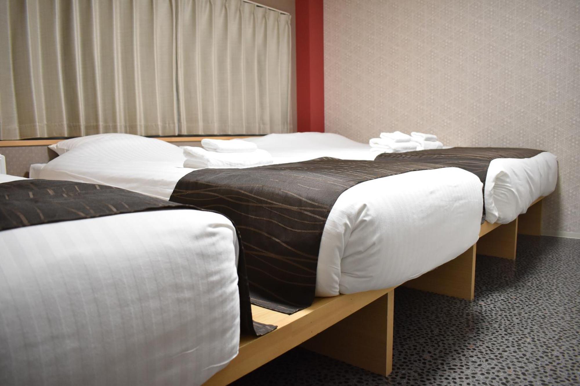 Shinsaibashi House Hotel Osaka Værelse billede